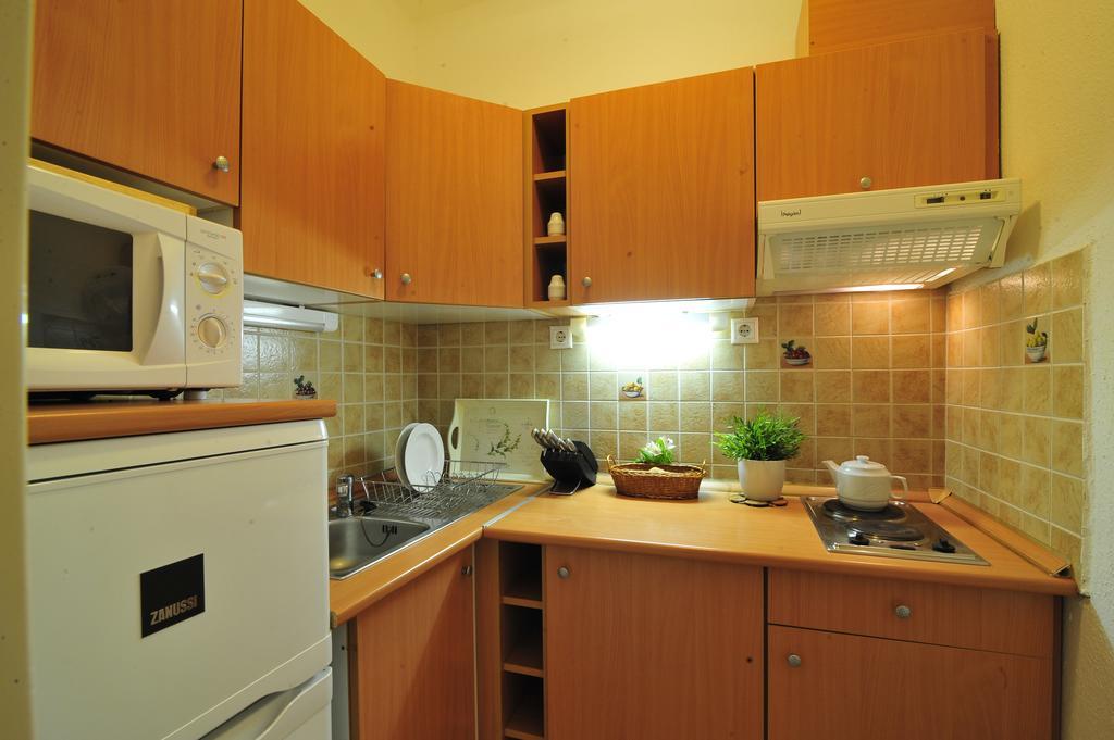 Apartman Hotel Bük Exteriör bild