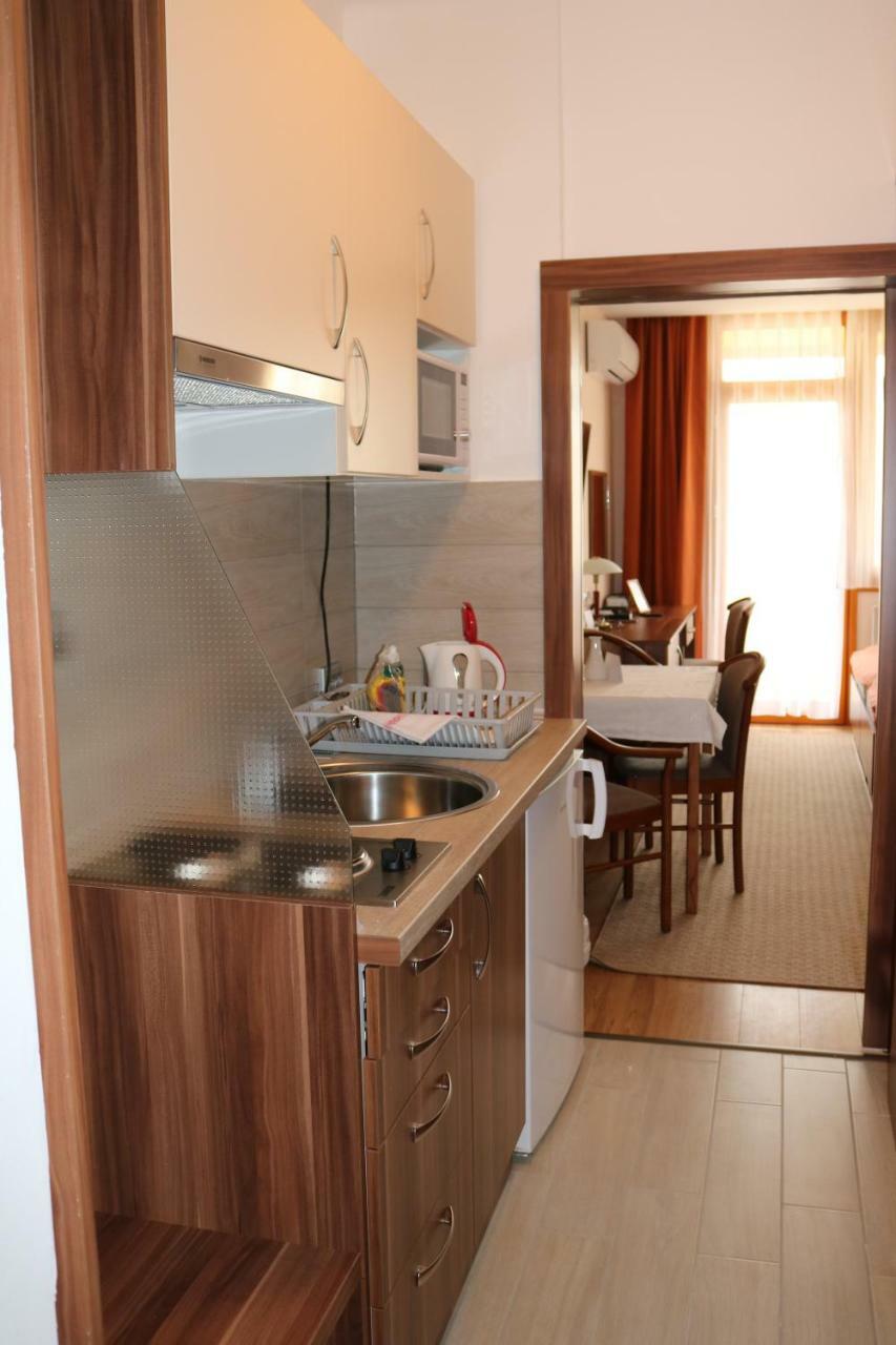 Apartman Hotel Bük Exteriör bild